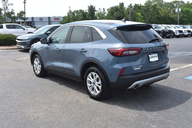 Used 2023 Ford Escape Active w/ Tech Pack #1 AWD/4WD image 9