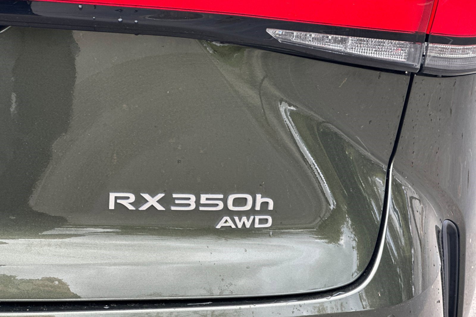 Certified 2023 Lexus RX 350h w/ Cold Area Package image 38