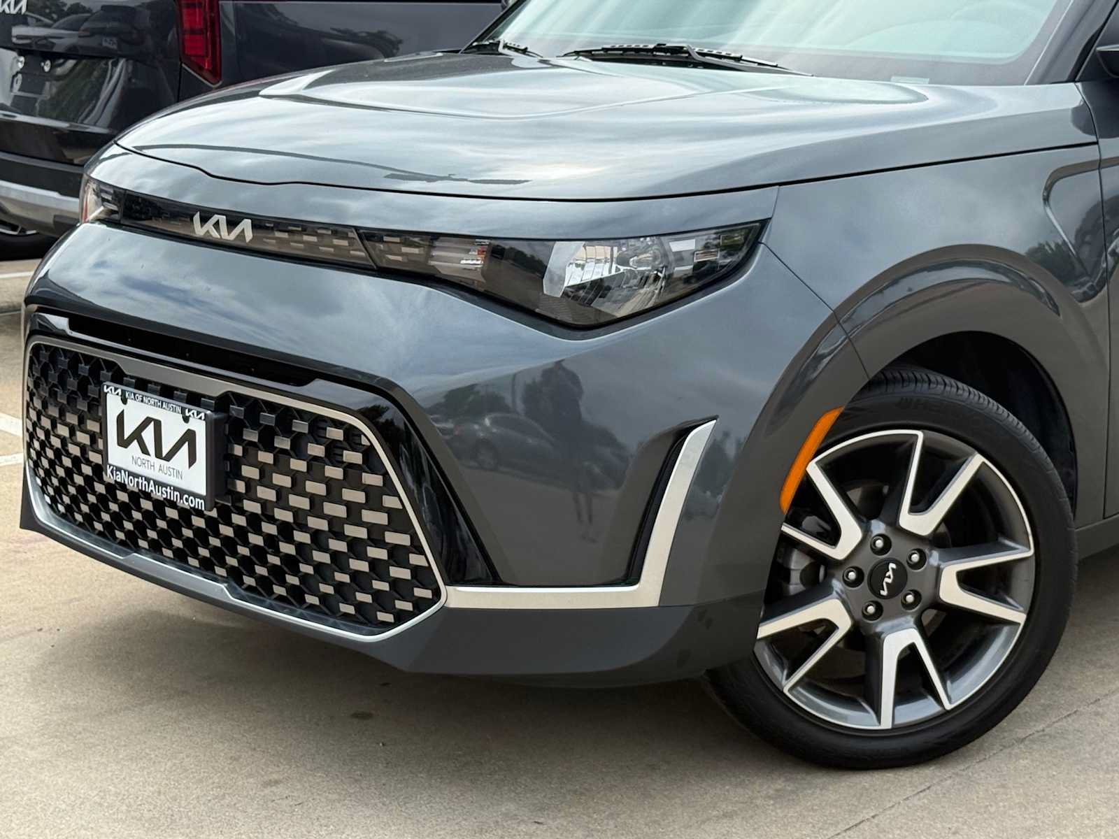 Certified 2024 Kia Soul EX w/ Option Group 015 FWD image 2