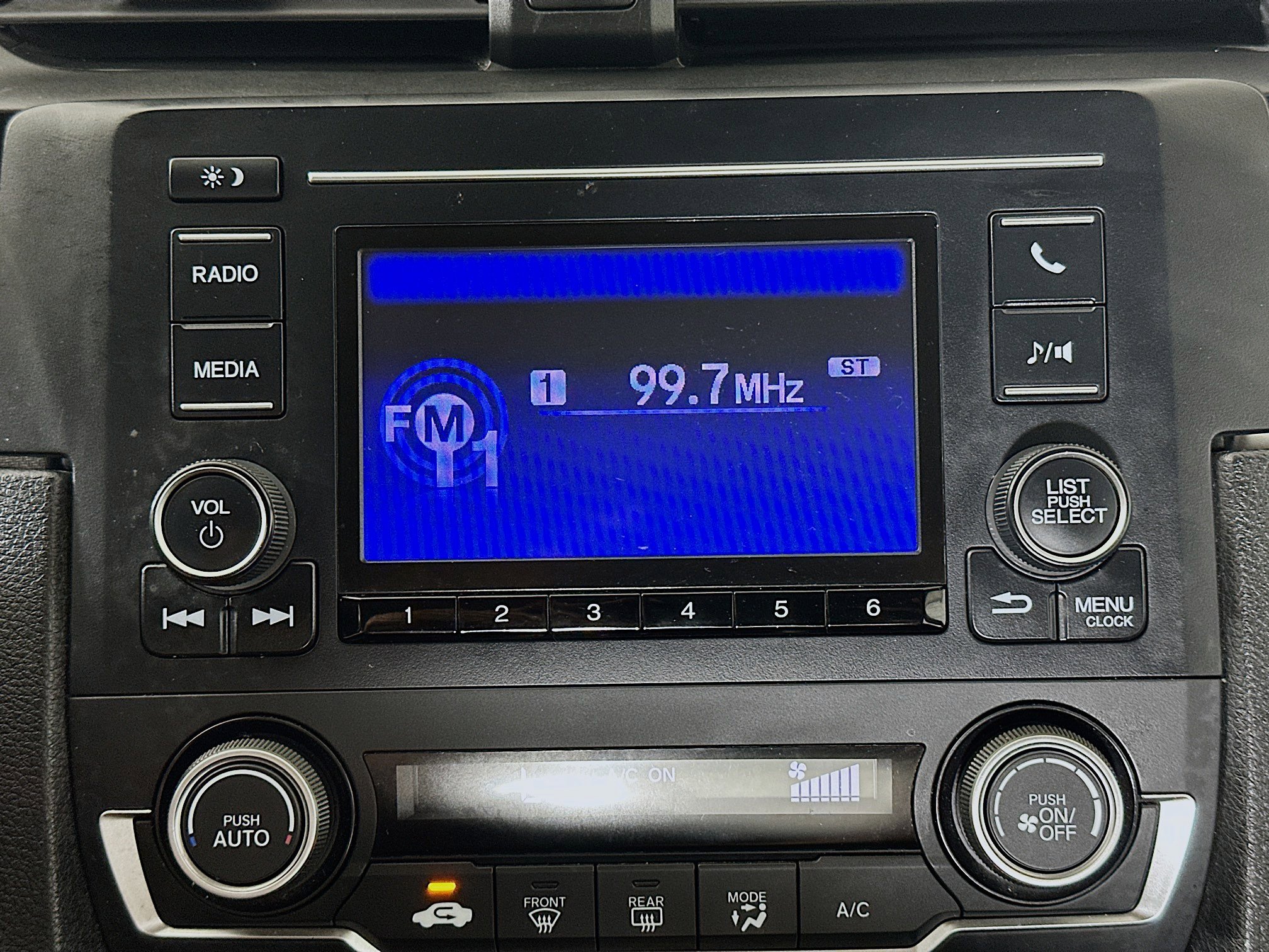 Used 2019 Honda Civic LX image 19