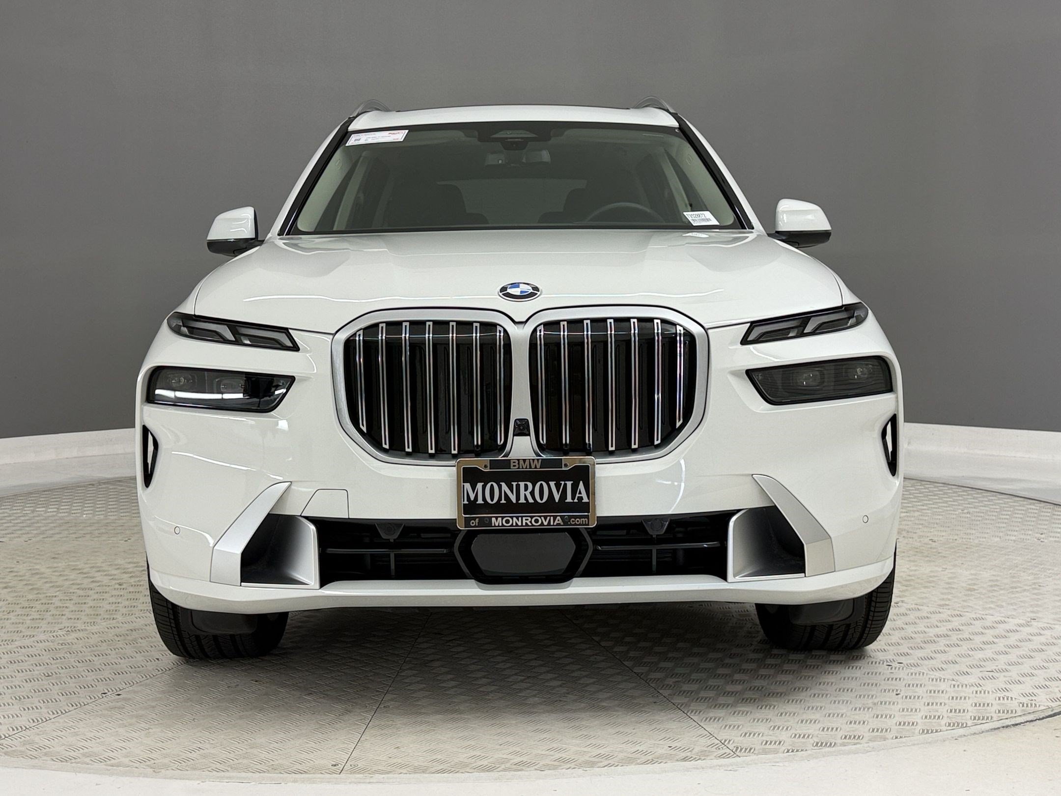 Used 2026 BMW X7 xDrive40i AWD/4WD image 6