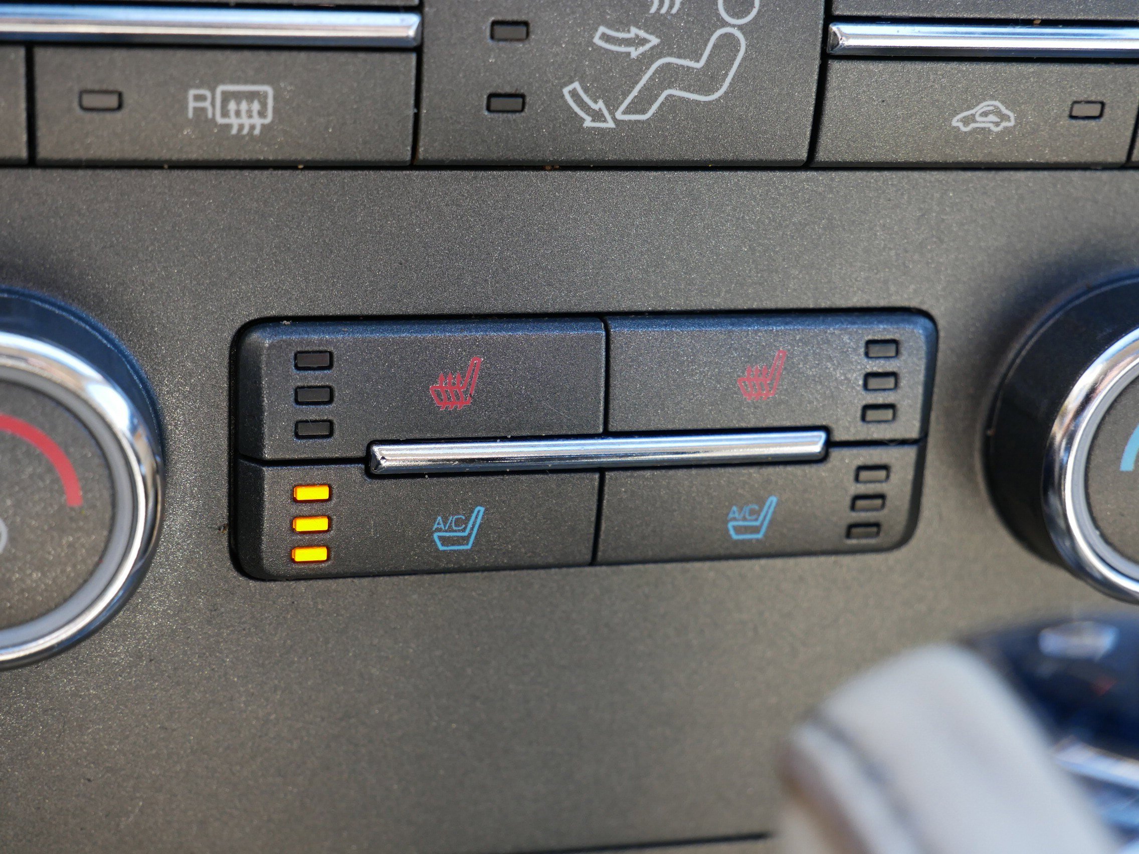 Used 2012 Lincoln MKZ FWD image 30