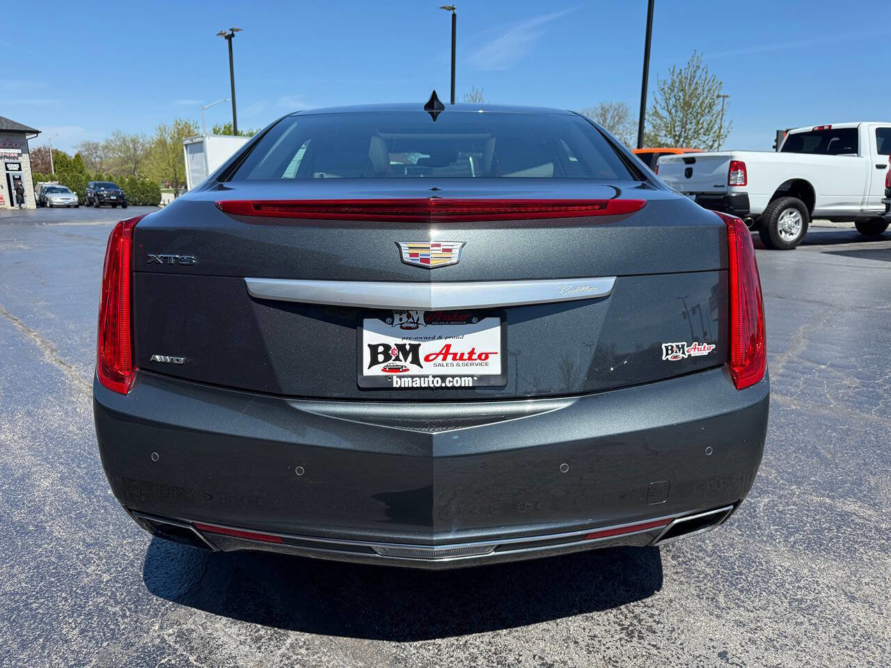 Used 2017 Cadillac XTS Luxury w/ Driver Awareness Package image 6