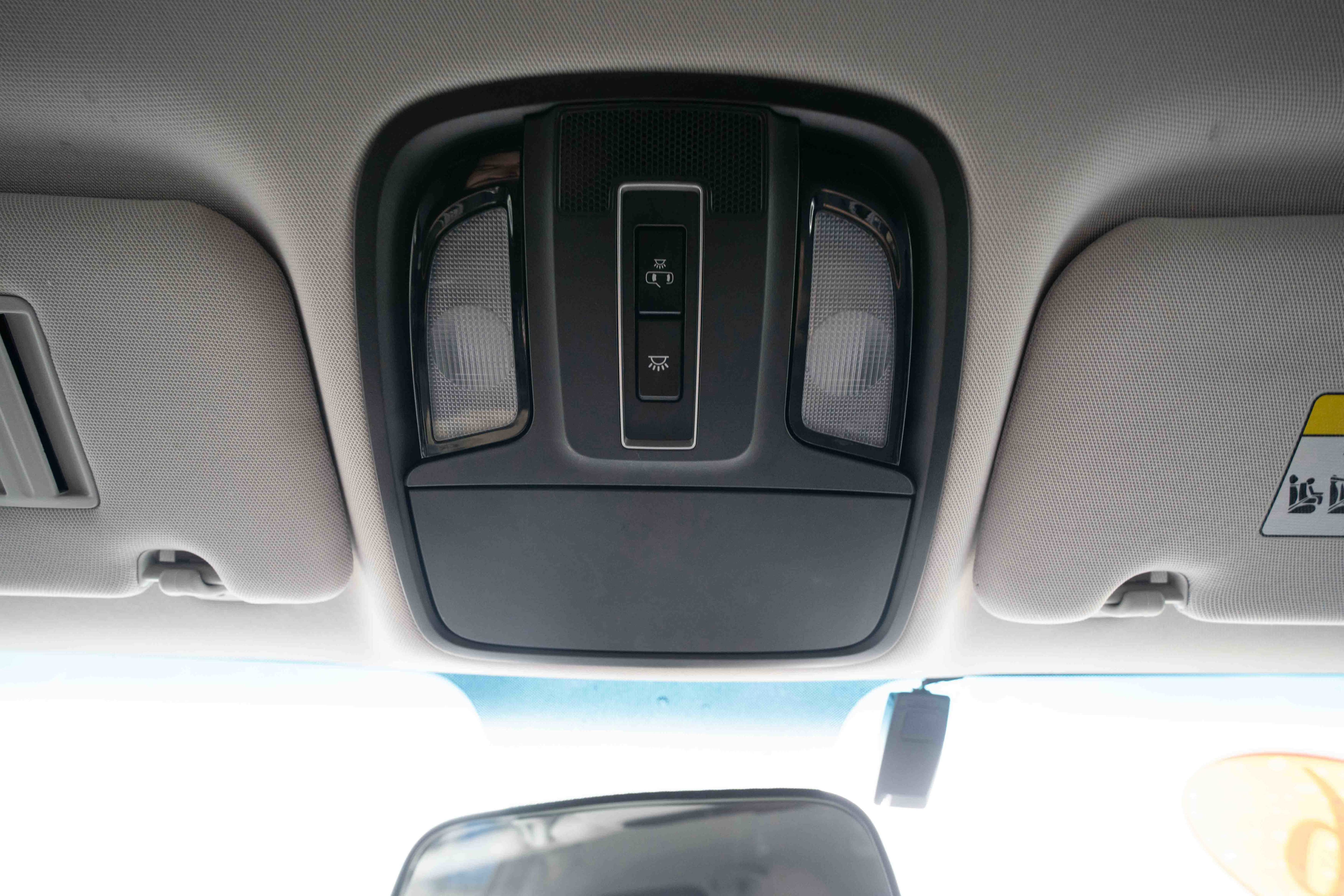 Used 2016 Kia Sorento L image 18