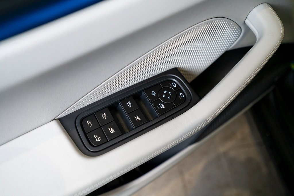 New 2025 Porsche Macan Turbo Electric image 24