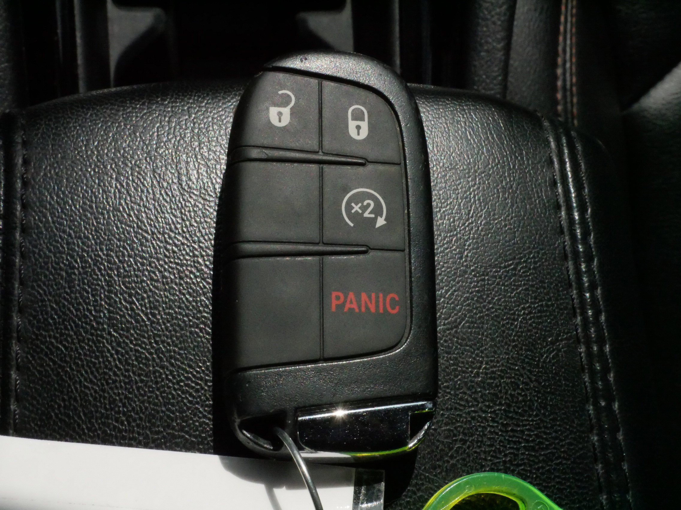 Used 2024 Jeep Compass Limited image 30