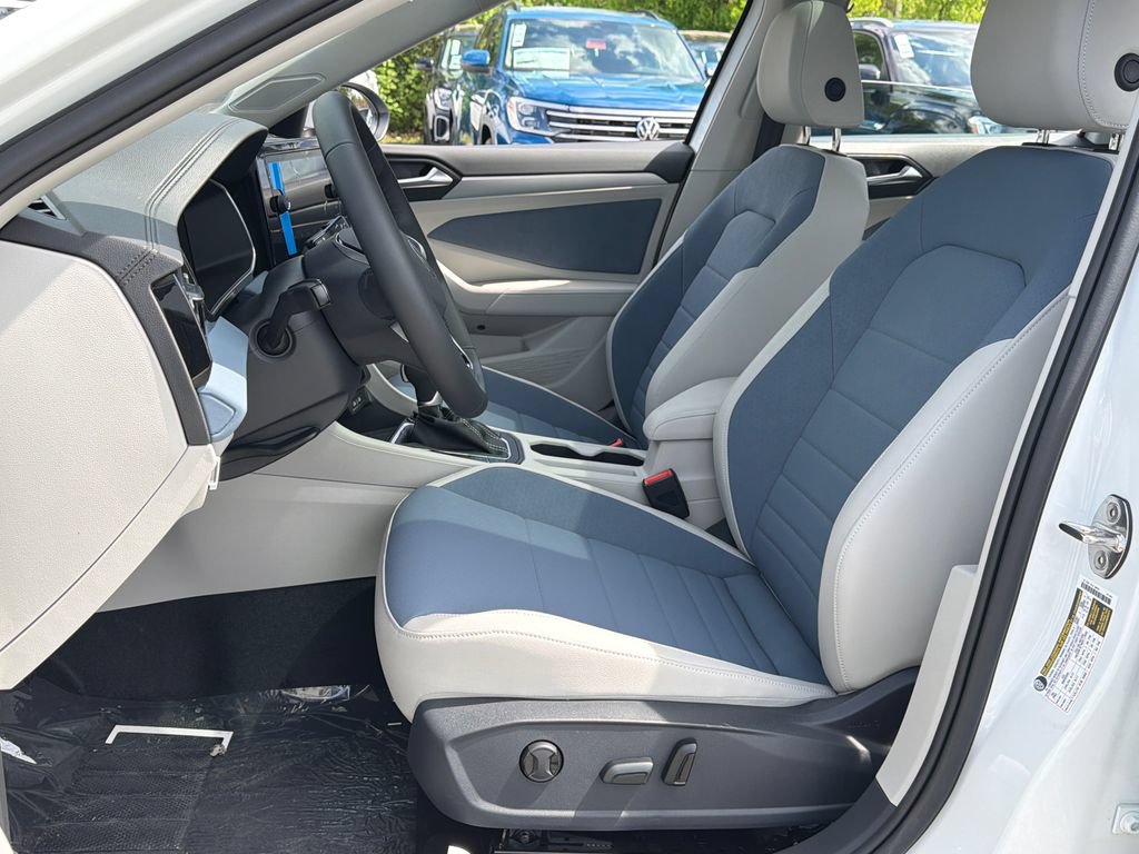 New 2026 Volkswagen Jetta SE FWD image 21