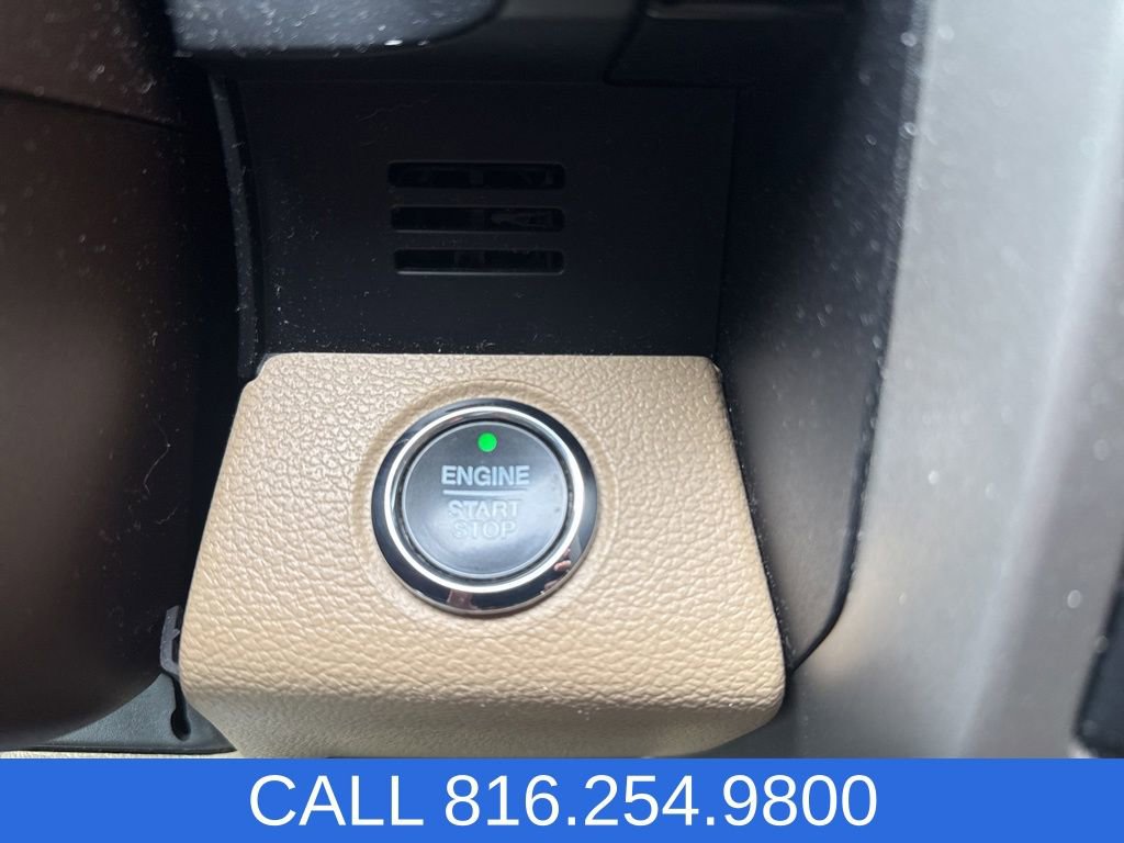 Used 2019 Ford F150 Lariat w/ Trailer Tow Package image 15