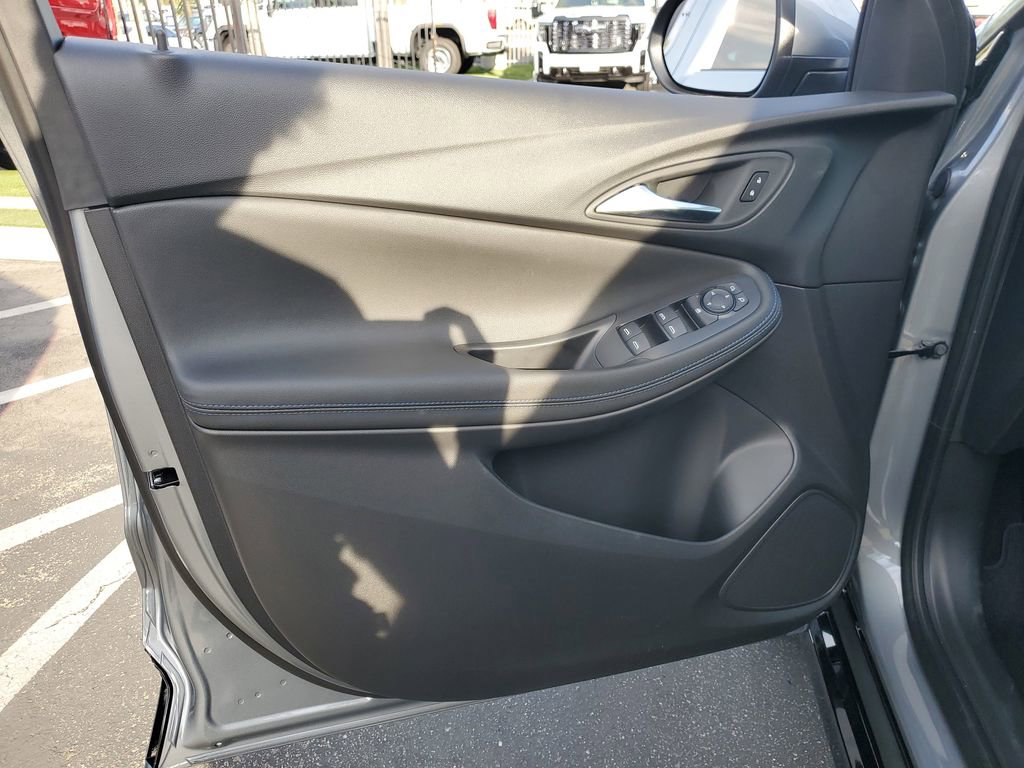 New 2026 Buick Encore GX Sport Touring image 12