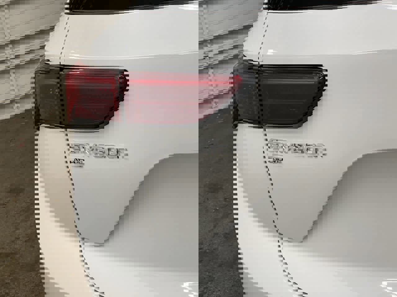 Used 2025 Buick Envision Sport Touring image 11