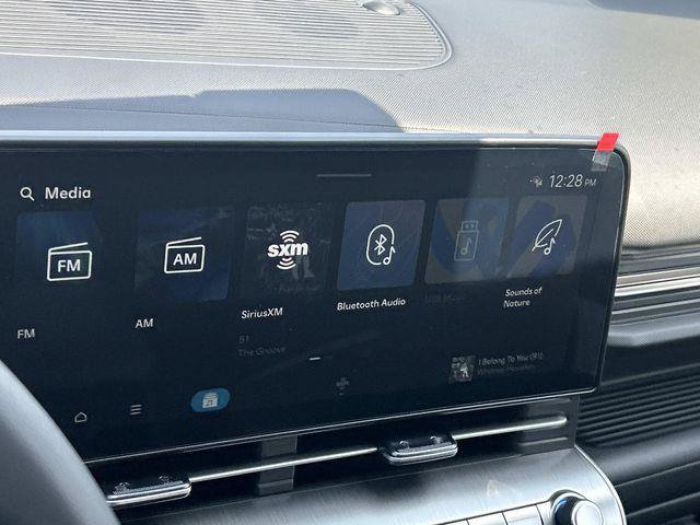 New 2027 Hyundai Kona SE AWD/4WD image 11