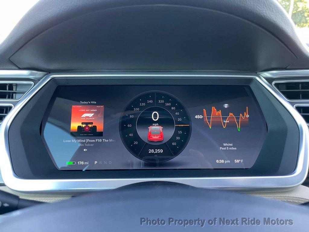 Used 2013 Tesla Model S Performance RWD image 23