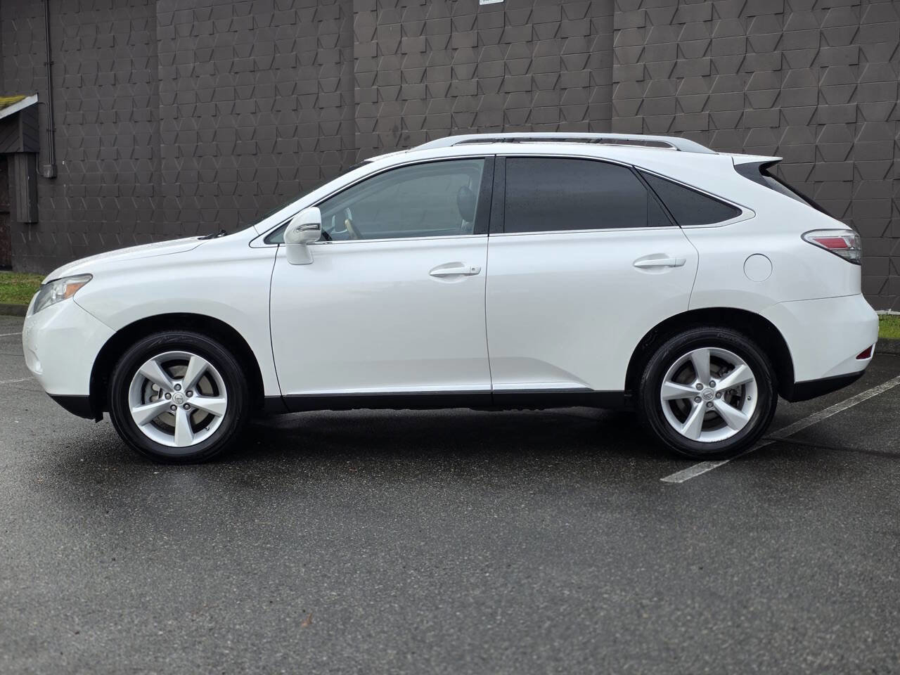 Used 2011 Lexus RX 350 AWD image 4