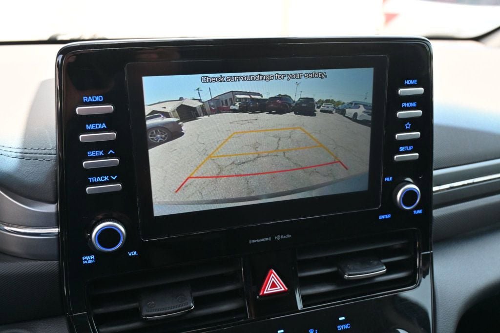 Used 2020 Hyundai Ioniq SE FWD image 9