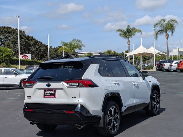 Used 2024 Toyota RAV4 XSE w/ Weather Package image 5