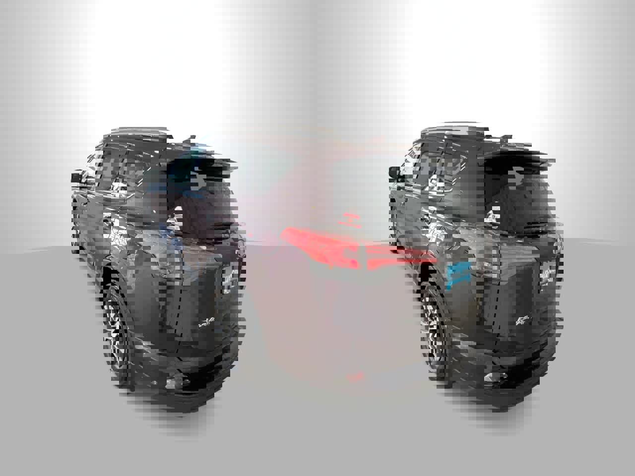 Used 2018 Toyota RAV4 LE w/ All Weather Liner Package image 6