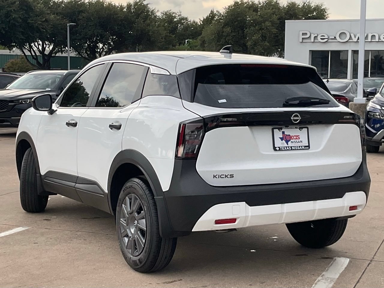 New 2027 Nissan Kicks S FWD image 6