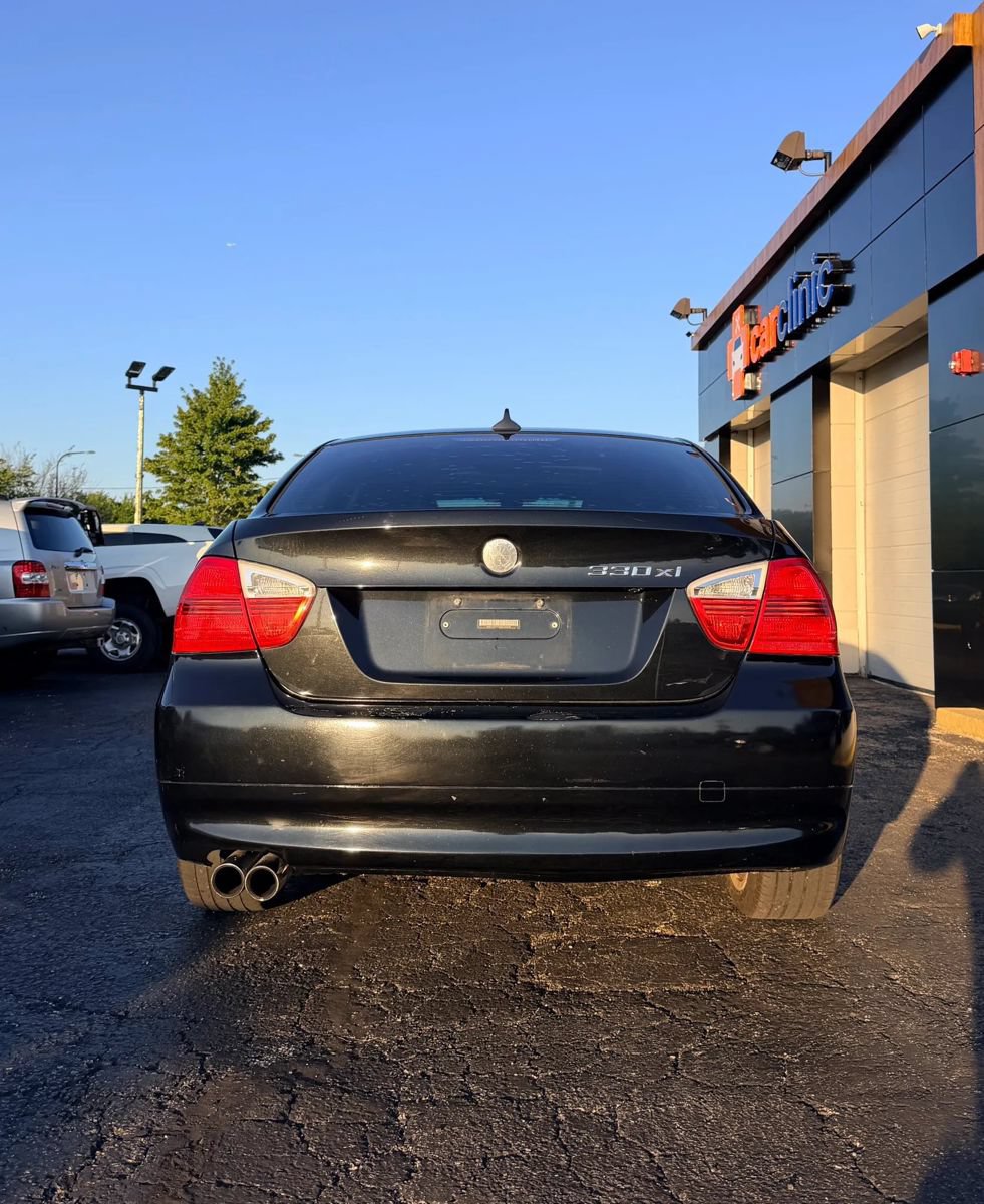 Used 2006 BMW 330xi Sedan AWD/4WD image 5