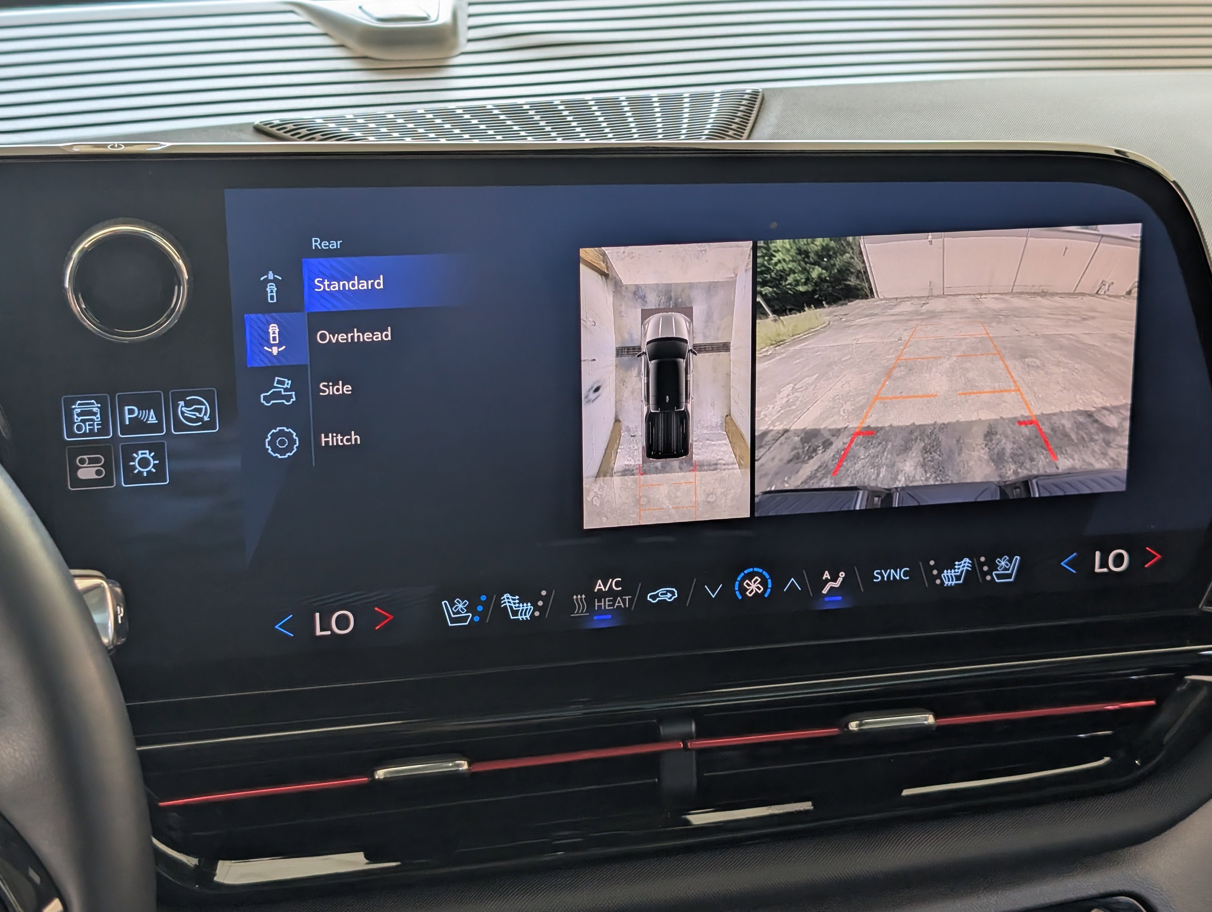 Used 2024 Chevrolet Silverado EV RST AWD/4WD image 27