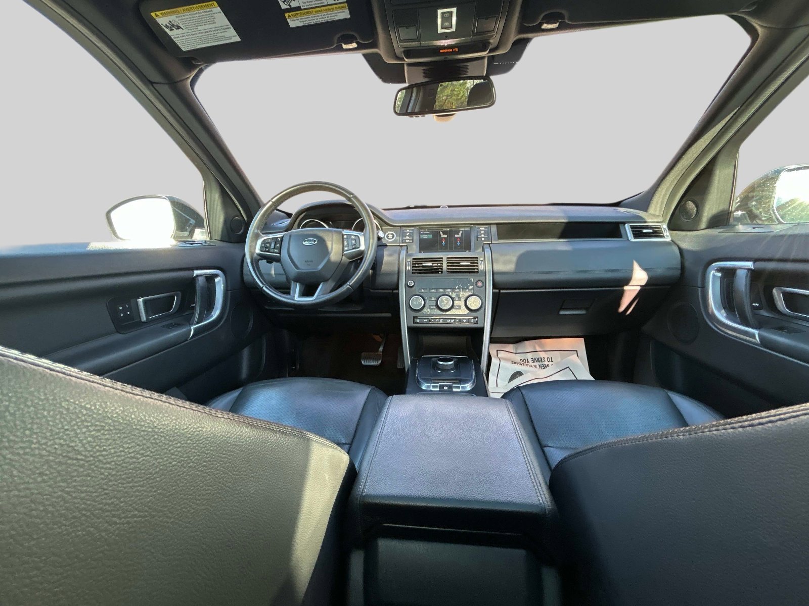 Used 2019 Land Rover Discovery Sport Landmark AWD/4WD image 16
