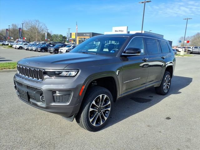 Used 2023 Jeep Grand Cherokee L Overland w/ Luxury Tech Group IV image 10