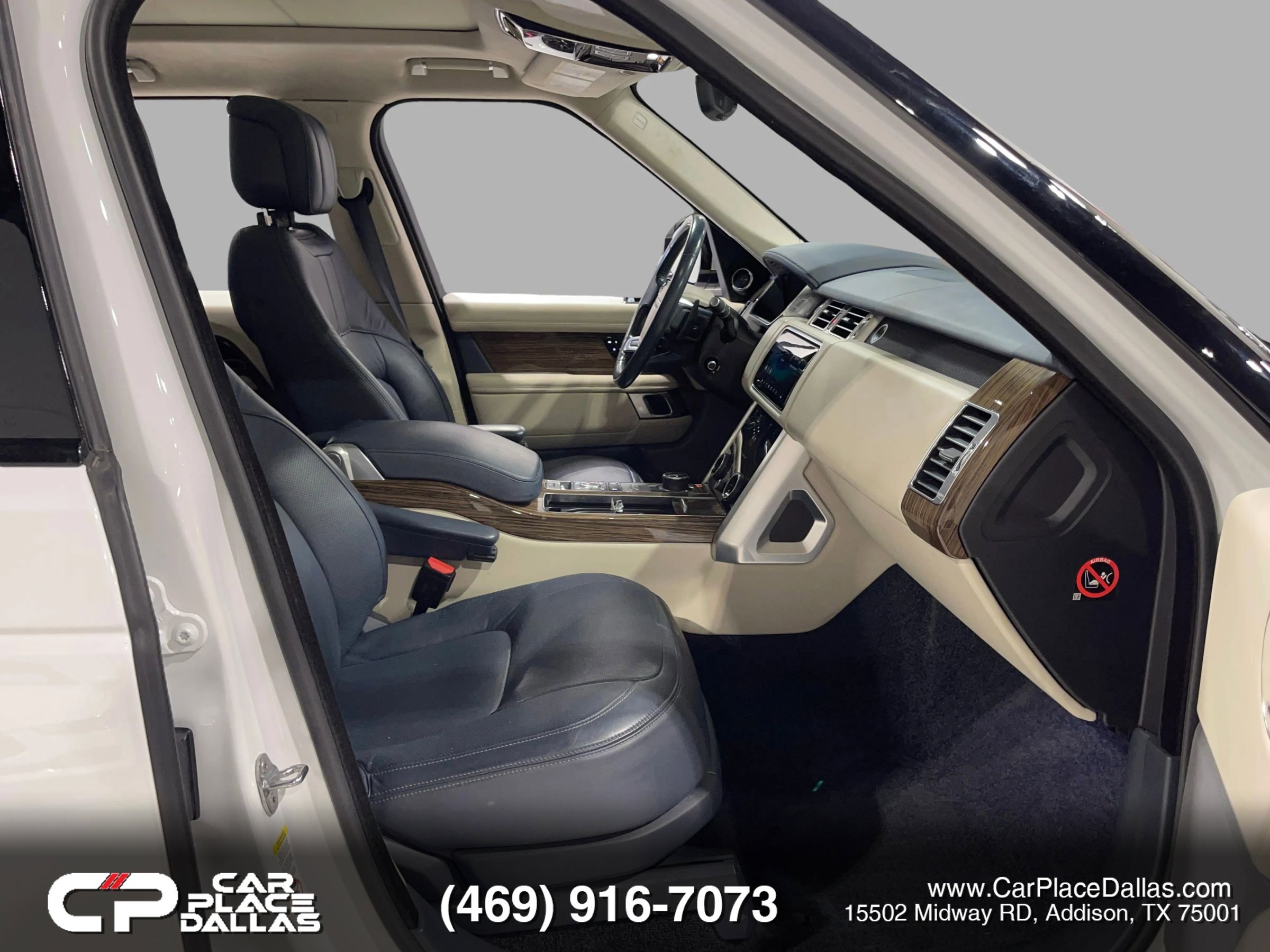 Used 2018 Land Rover Range Rover HSE image 34