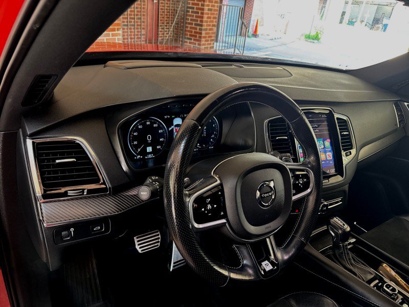 Used 2017 Volvo XC90 T6 R-Design w/ Vision Package AWD/4WD image 16