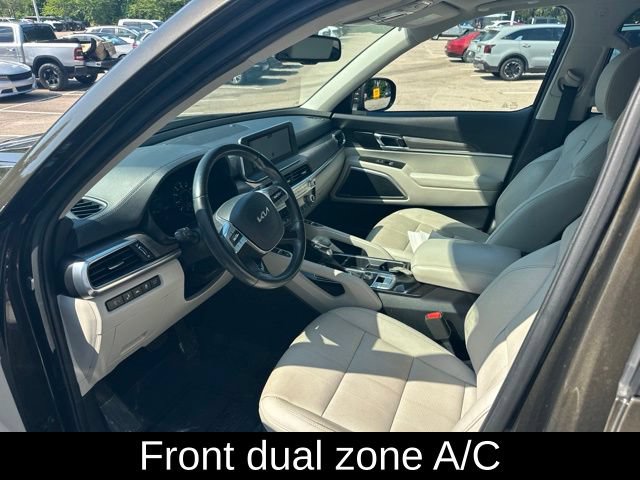 Used 2022 Kia Telluride EX w/ EX Premium Package AWD/4WD image 17