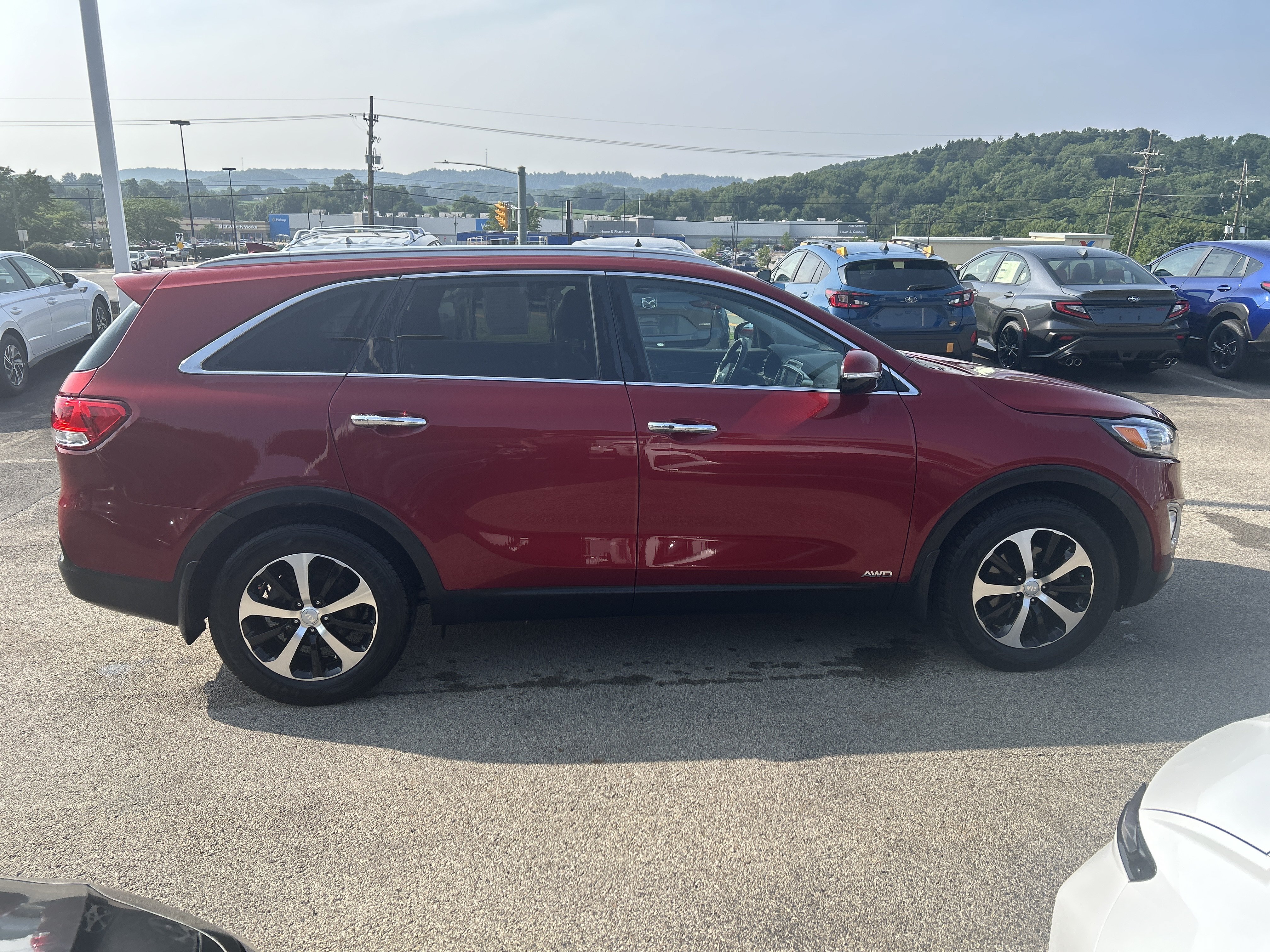 Used 2018 Kia Sorento EX AWD/4WD image 3