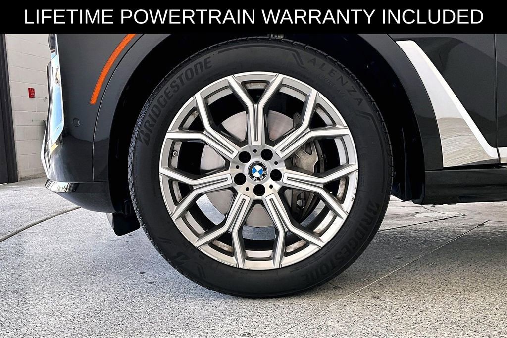 Used 2025 BMW X7 xDrive40i image 12
