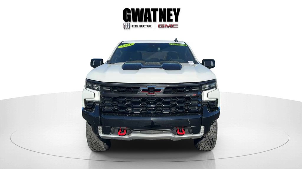 Used 2023 Chevrolet Silverado 1500 ZR2 image 2