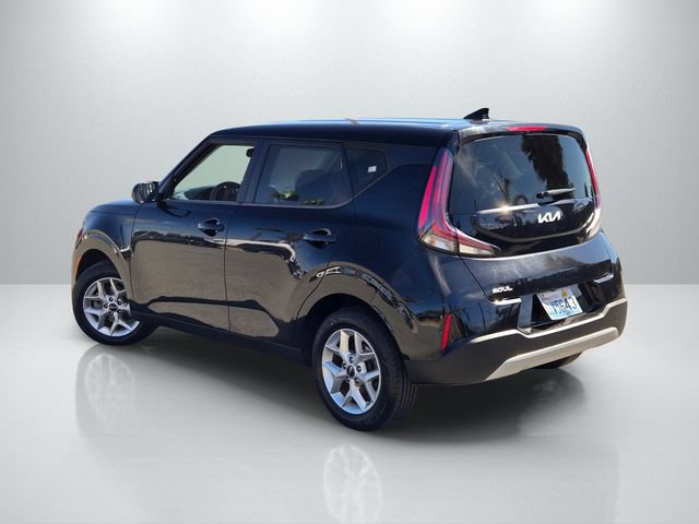 Used 2024 Kia Soul LX w/ Option Group 015 FWD image 6