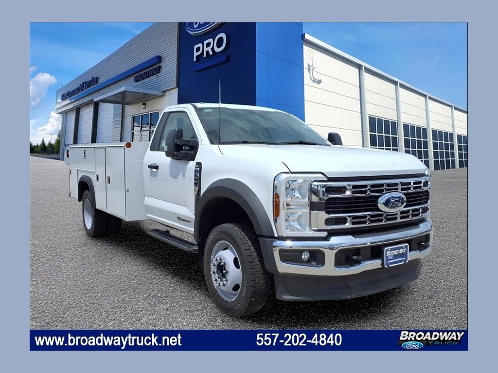 Used 2024 Ford F550 4x4 Regular Cab Super Duty image 1