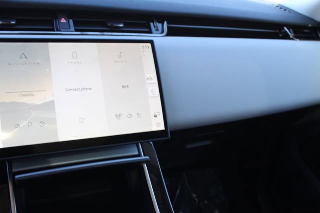 Used 2025 Land Rover Range Rover Evoque S image 13