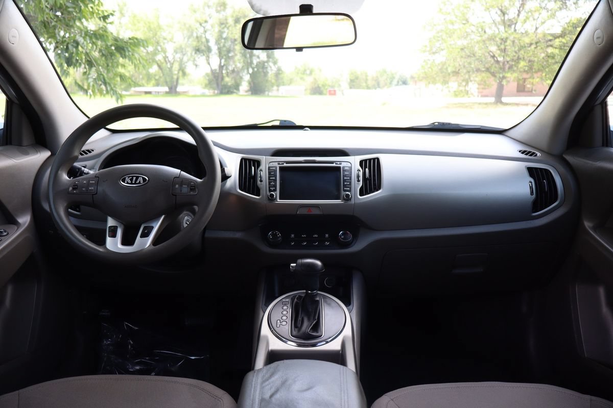 Used 2011 Kia Sportage LX w/ Convenience Pkg FWD image 16