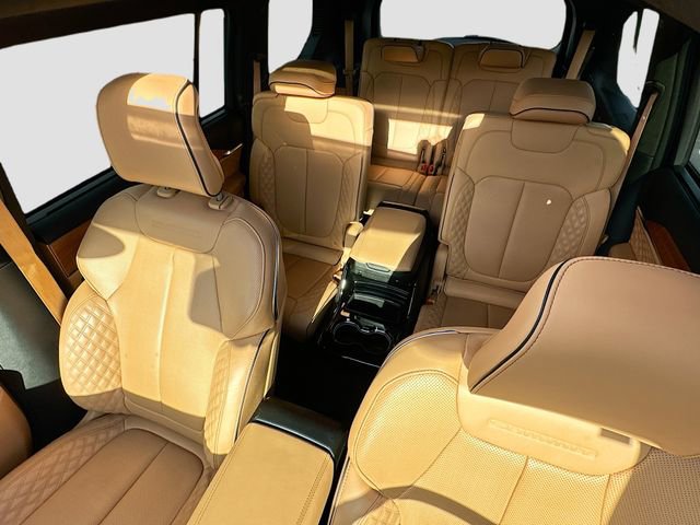 Used 2024 Jeep Grand Cherokee L Summit image 23