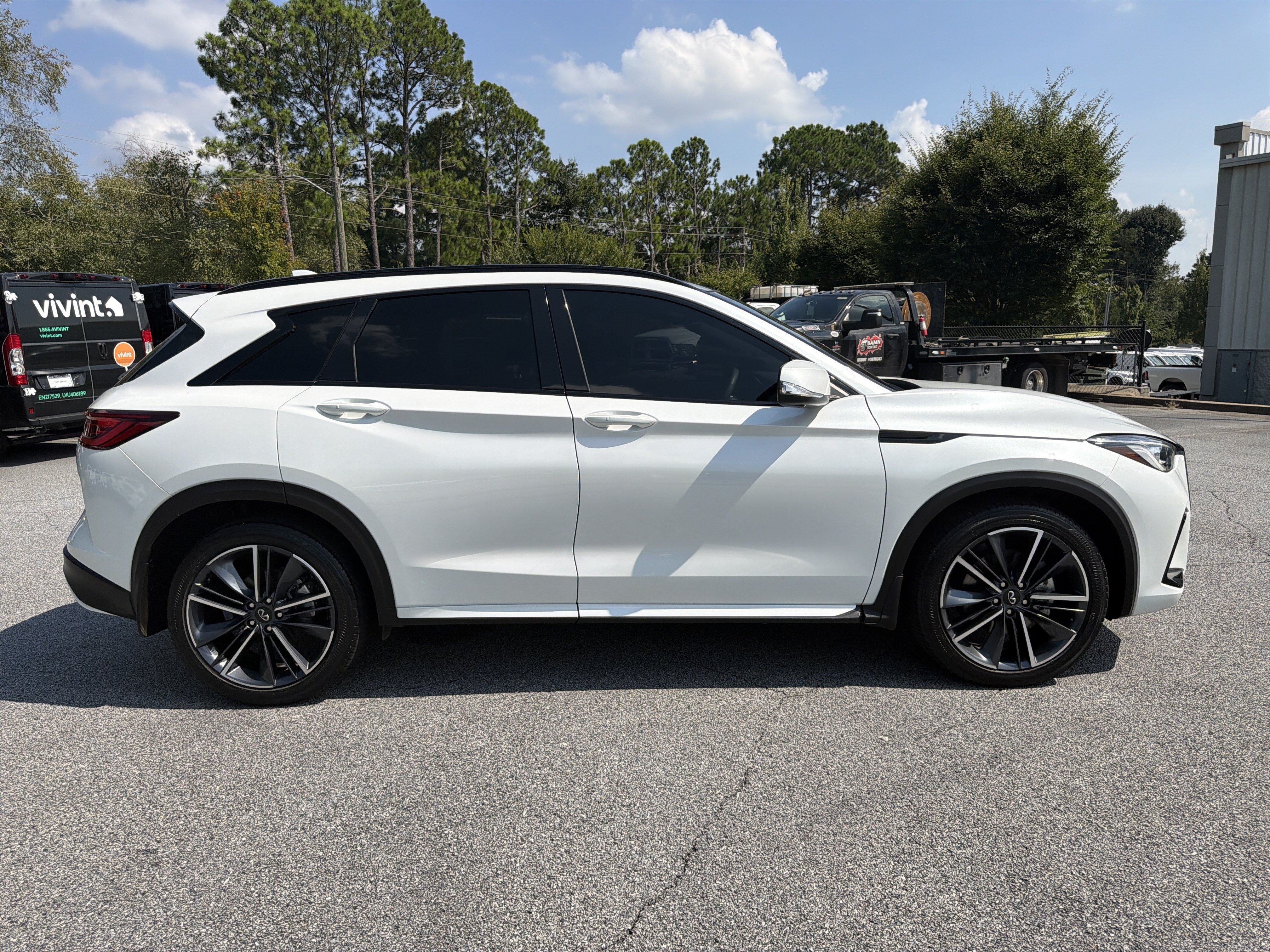 Used 2025 INFINITI QX50 Sport w/ Cargo Package AWD/4WD image 9