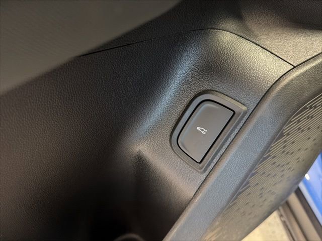 New 2026 GMC Terrain AT4 w/ Convenience Package III image 21