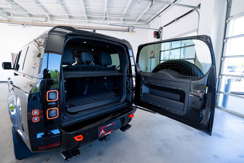 Used 2026 Land Rover Defender 130 X AWD/4WD image 53