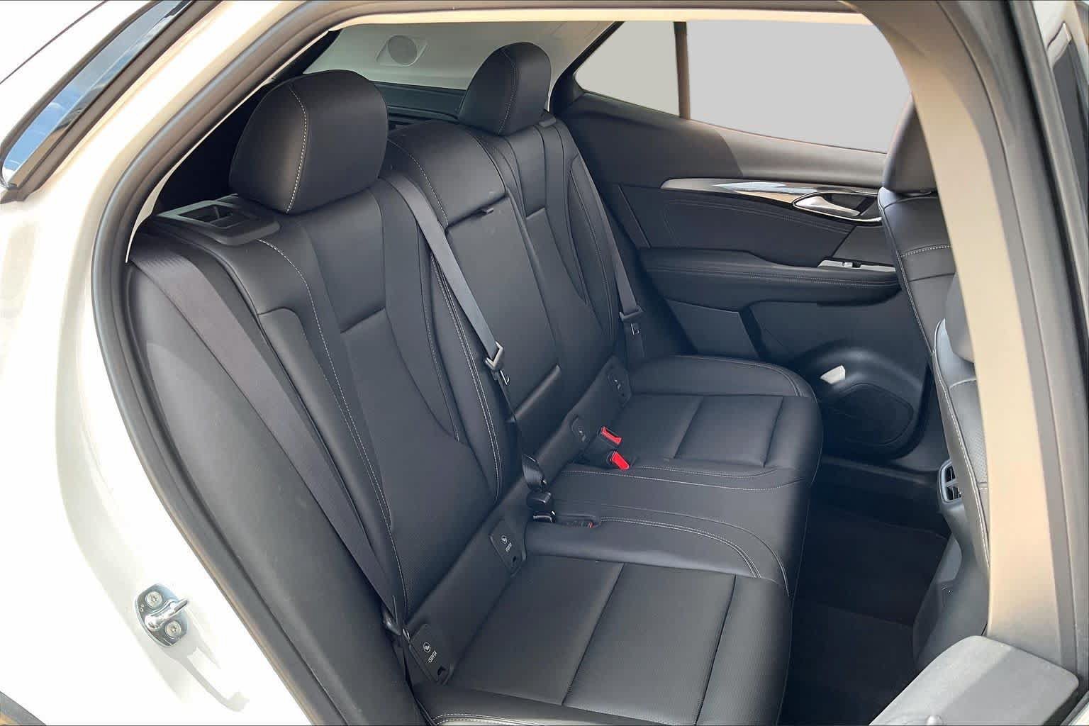 Used 2024 Buick Envision Preferred AWD/4WD image 19