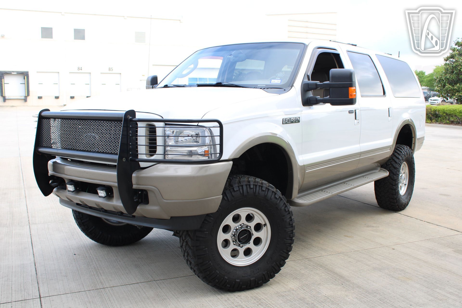 Used 2004 Ford Excursion Eddie Bauer image 24