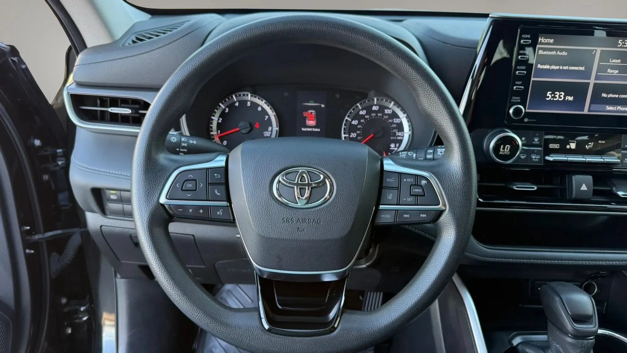 Used 2020 Toyota Highlander L AWD/4WD image 15
