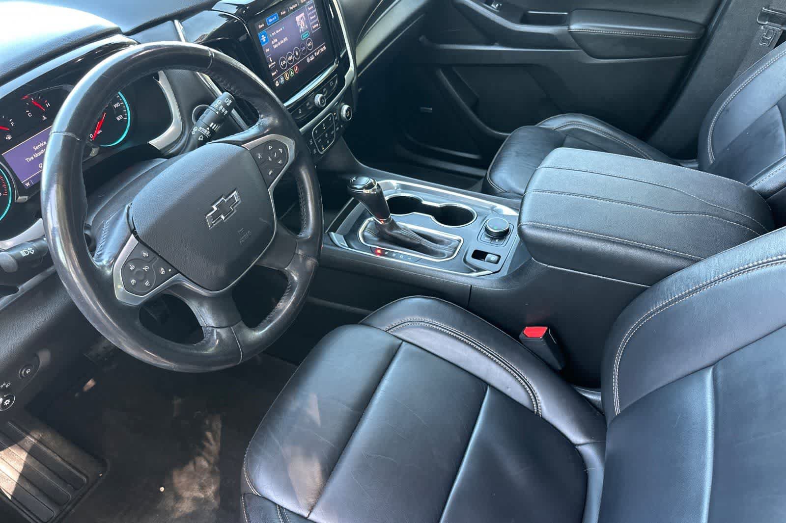 Used 2020 Chevrolet Traverse RS FWD image 14