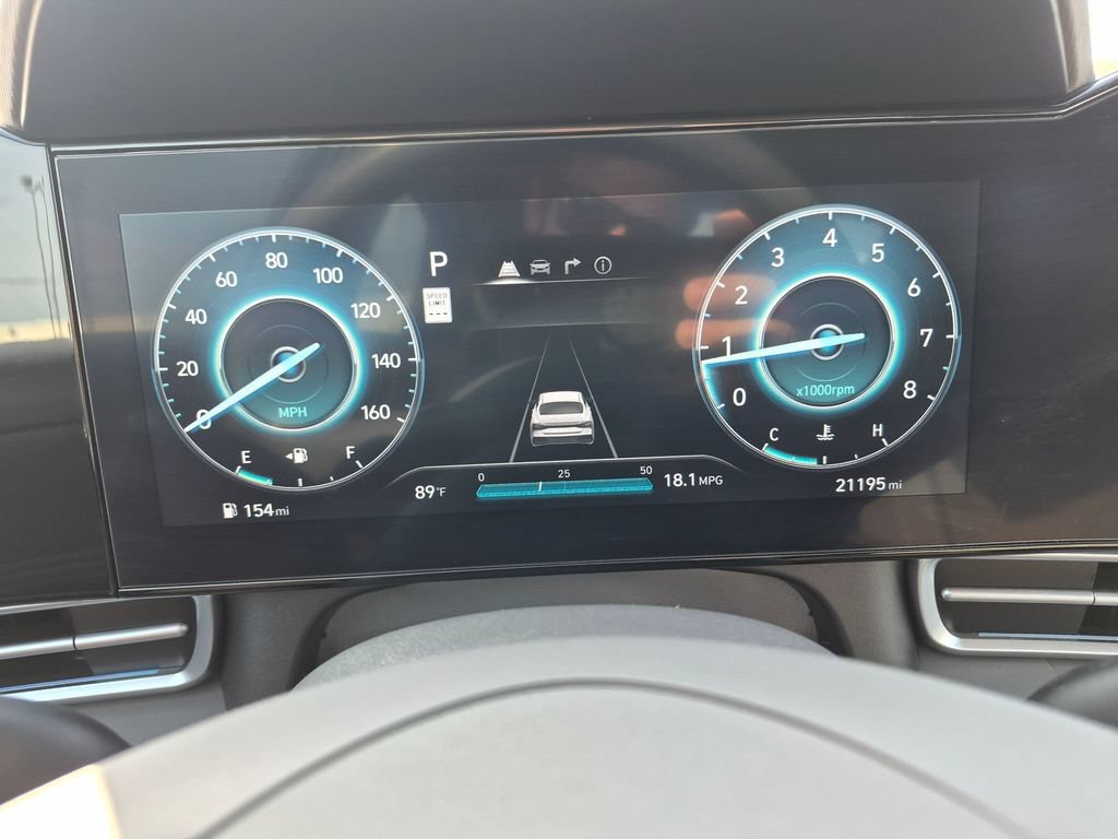 Used 2024 Hyundai Elantra SEL w/ Convenience Package FWD image 11