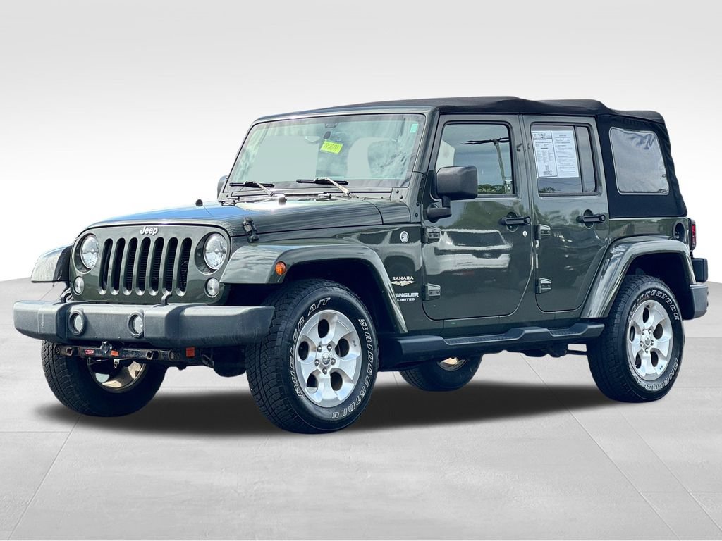Used 2015 Jeep Wrangler Unlimited Sahara w/ Connectivity Group AWD/4WD image 3