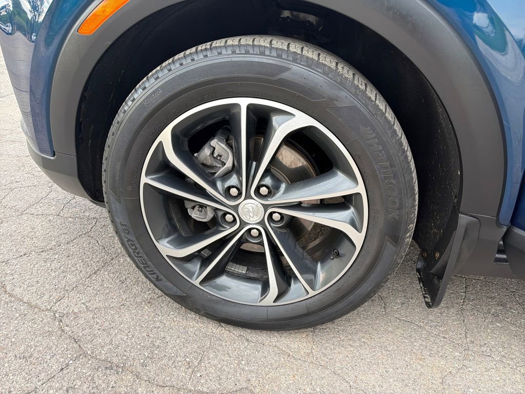 Used 2021 Buick Encore GX Select image 29