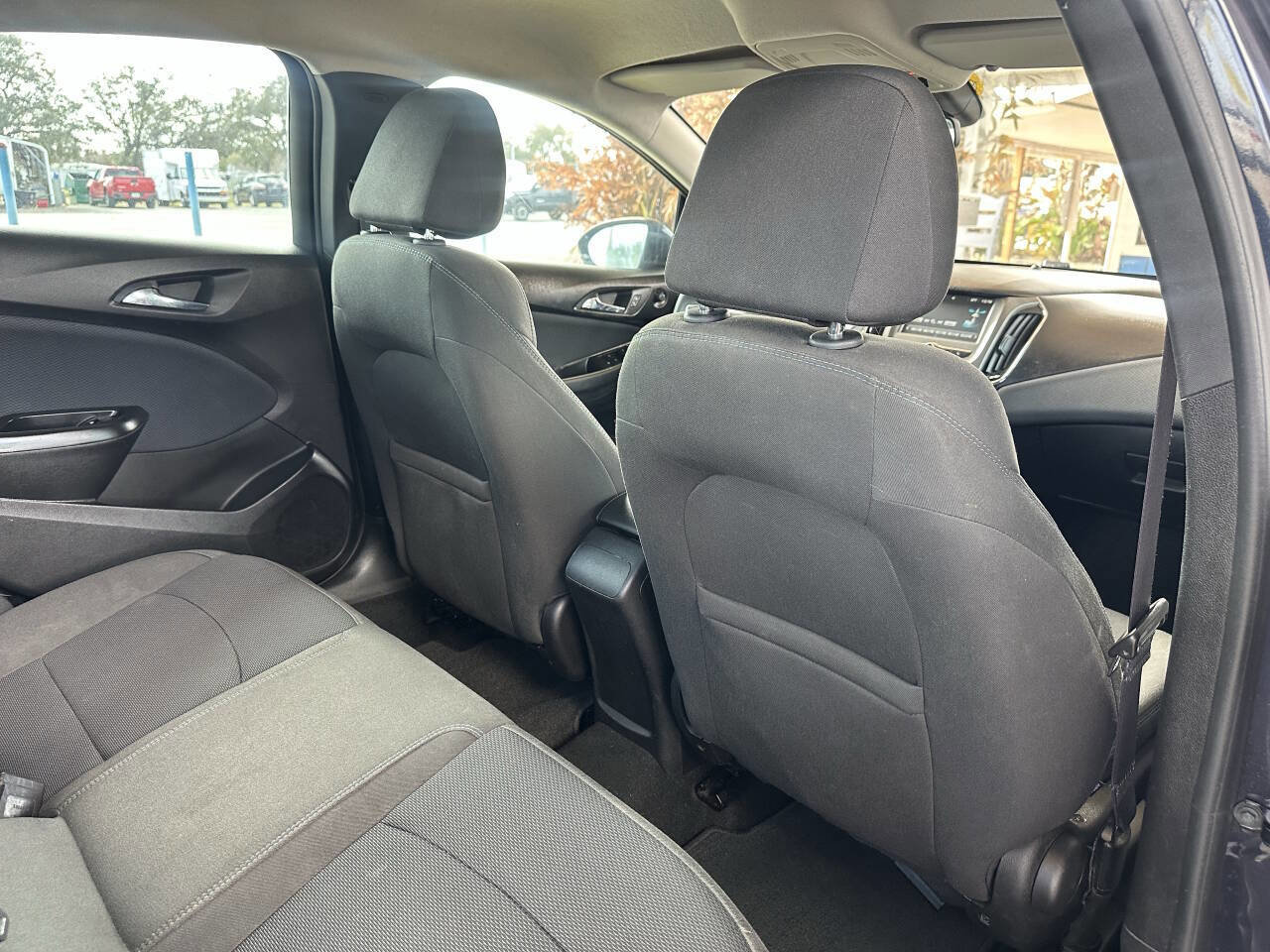 Used 2016 Chevrolet Cruze LT w/ Convenience Package image 18