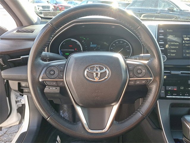 Used 2019 Toyota Avalon XLE w/ Moonroof Package image 20