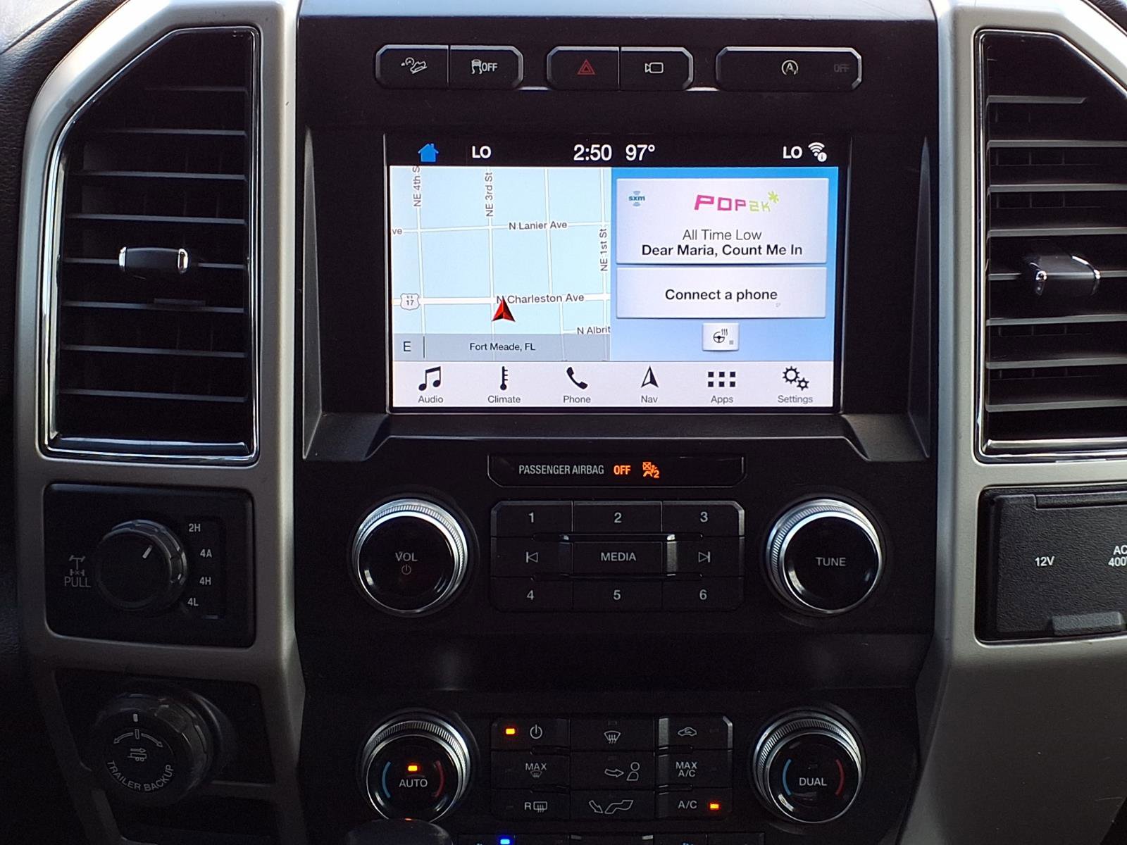 Used 2019 Ford F150 Lariat w/ Equipment Group 502A Luxury AWD/4WD image 9