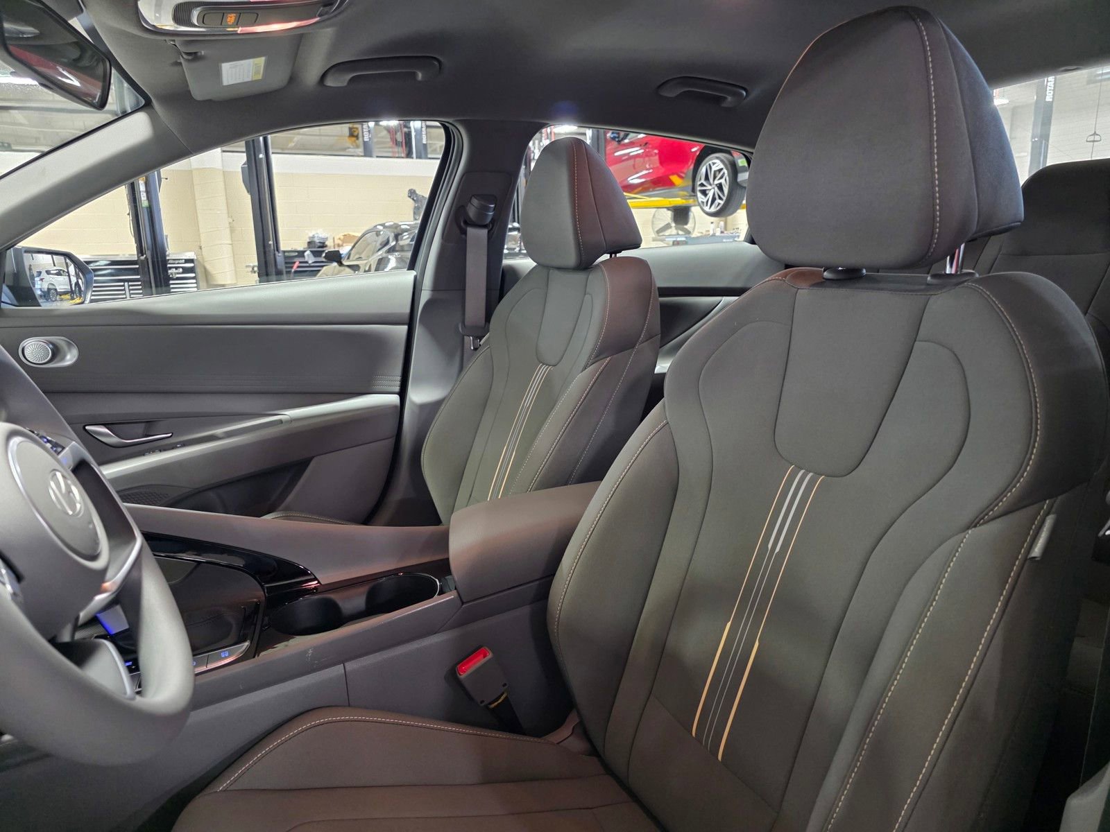 New 2026 Hyundai Elantra Blue FWD image 19